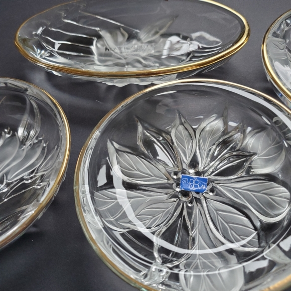 Elegant Floral Glass Trinket Bowls Set w/ Gold Trim 4pcs Holiday Serving Bowls - Picture 5 of 5